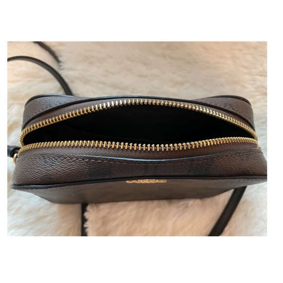 Coach Mini Camera Bag In Signature Canvas. EUC. 71/4" (L) × 5 1/4' (H) × 2" (H) - Picture 4 of 12